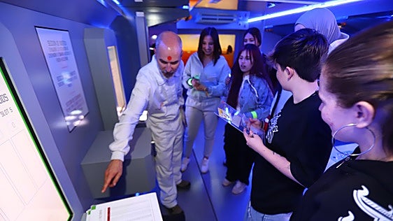 Un juego financiero pone a prueba a los alumnos del Río Ebro en Miranda