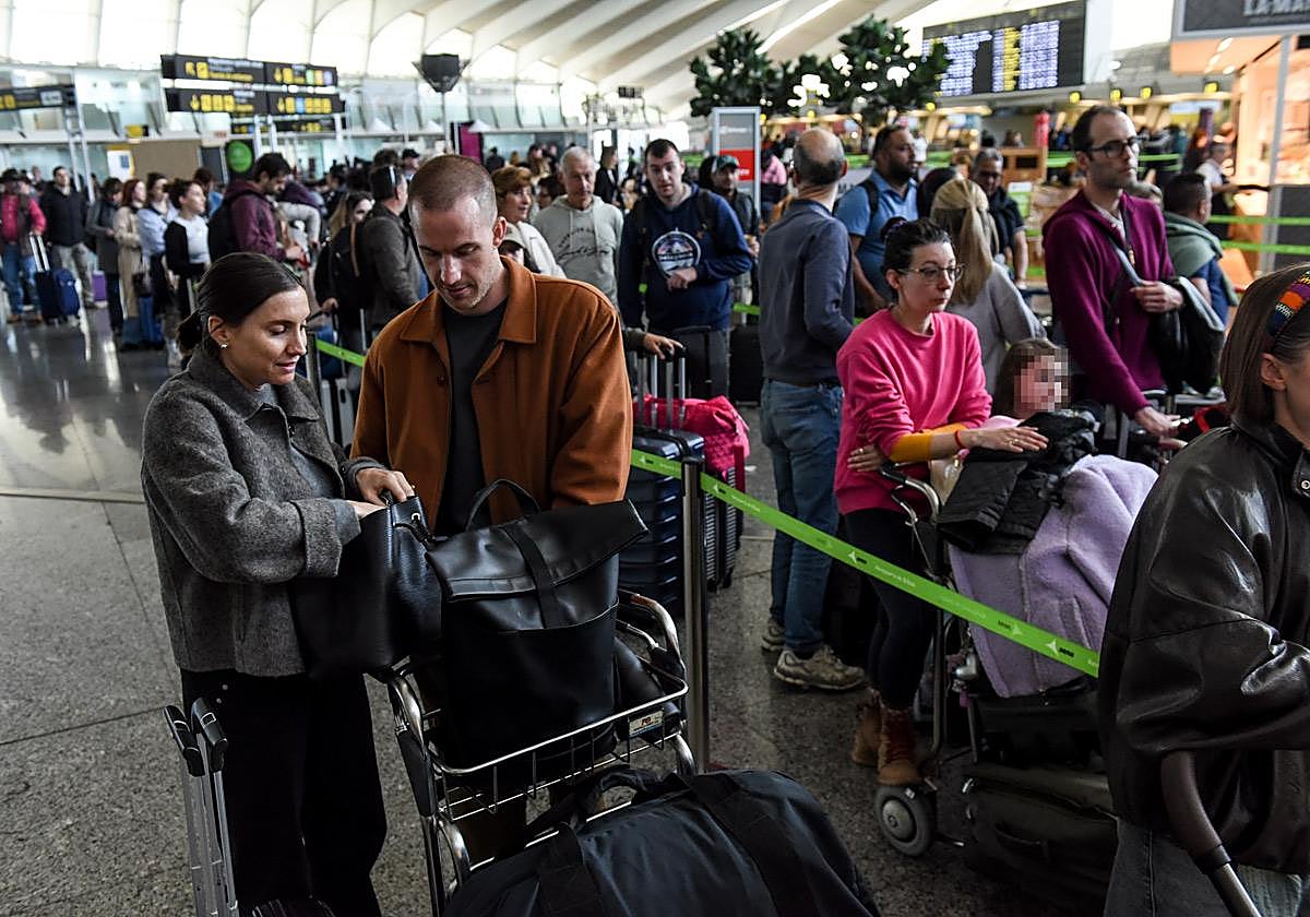 El aeropuerto de Bilbao sigue ajeno a la crisis de Irán y avanza un 11,6% en abril