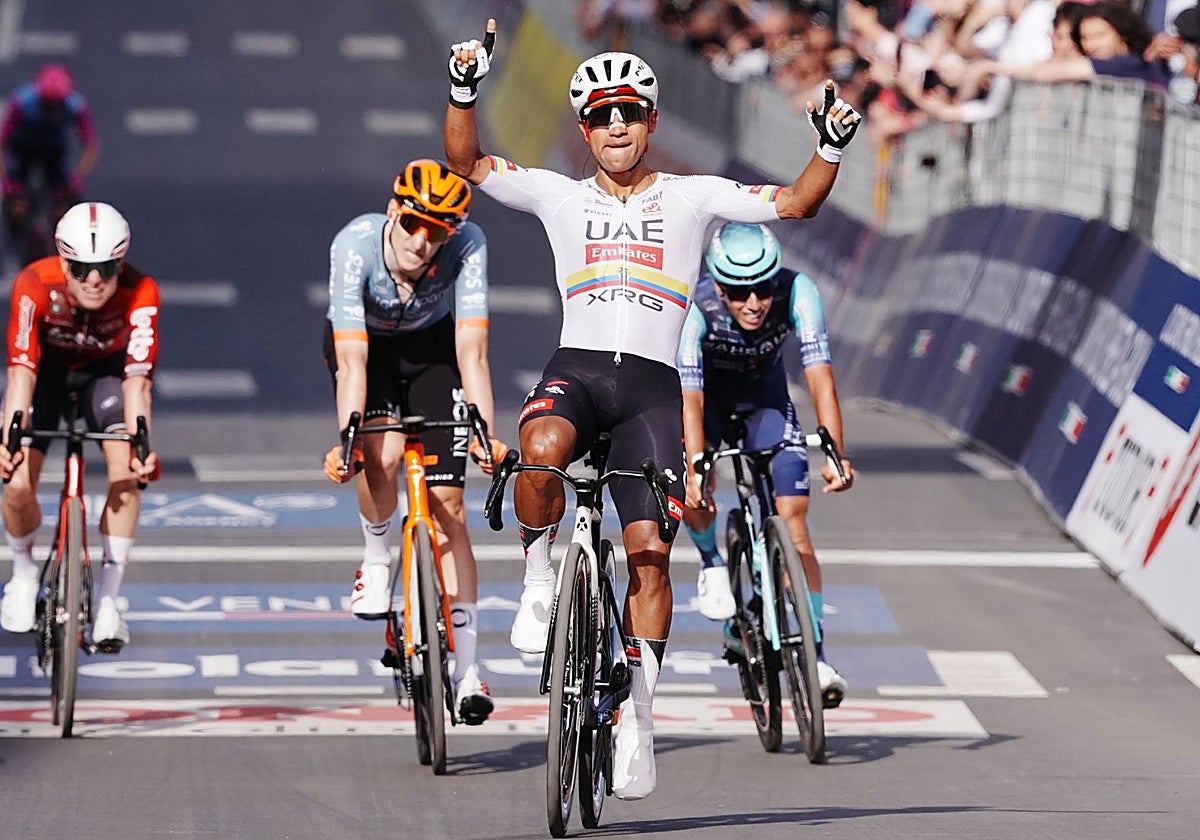 El Movistar le pone picante al Giro