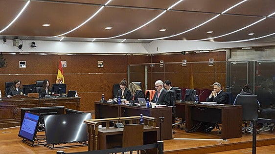 Clara Campoamor reclama «responsabilidades» a la Ertzaintza en el caso del asesinato de Maialen
