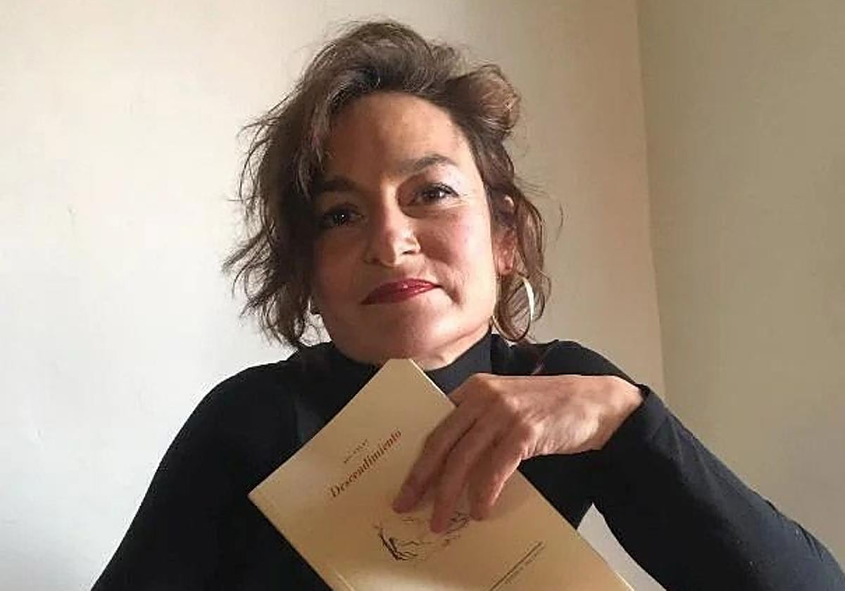 «Escribir poesía me ha hecho sentir que, mientras escribía, formaba parte de un milagro»