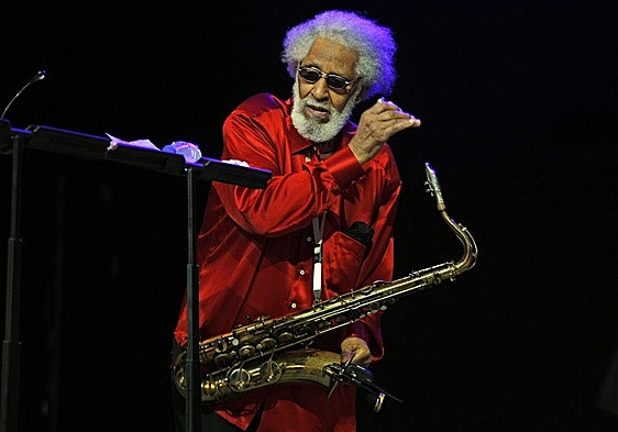 Muere Sonny Rollins, el coloso del saxofón que actuó en tres festivales de Jazz de Vitoria