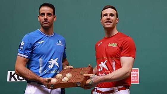 Artola y Darío encuentran material de su gusto para la final del Manomanista