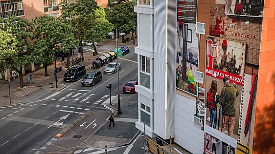 El nuevo mural del 3 de Marzo casi luce ya en todo su esplendor