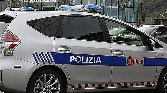 Dos detenidos en Bilbao por amenazarse con botellas de cristal rotas