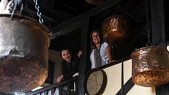 Iratxe y Jon Andoni Rementería y Aitor Maiztegi brillan en el Top 100 Sommeliers