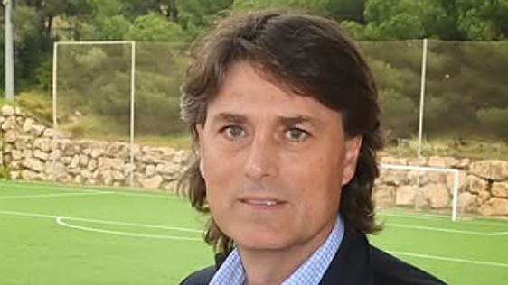 Julen Guerrero renueva como director general del Estepona