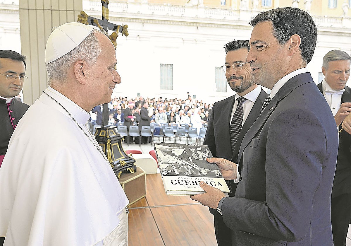 El Papa, comodín de la política española