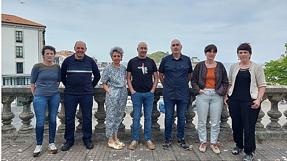«Necesitamos aparcar en Lekeitio para tener servicios básicos, no para ir a la playa»