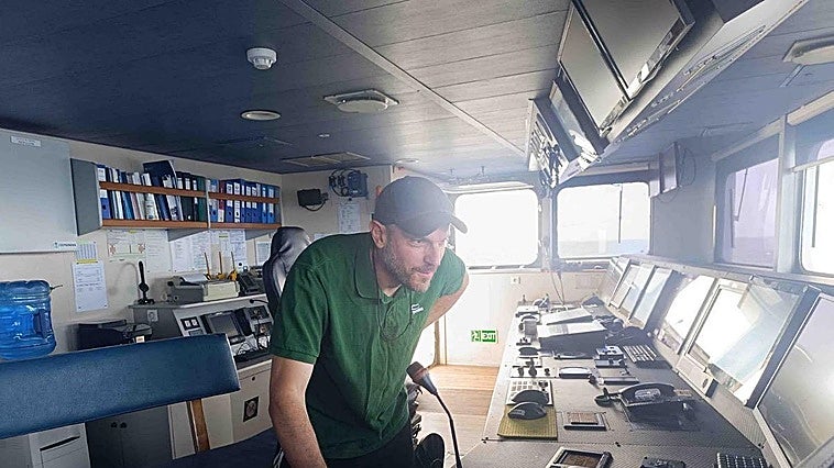 El Gobierno vasco fomenta con becas el relevo generacional en la pesca de Bermeo y Ondarroa