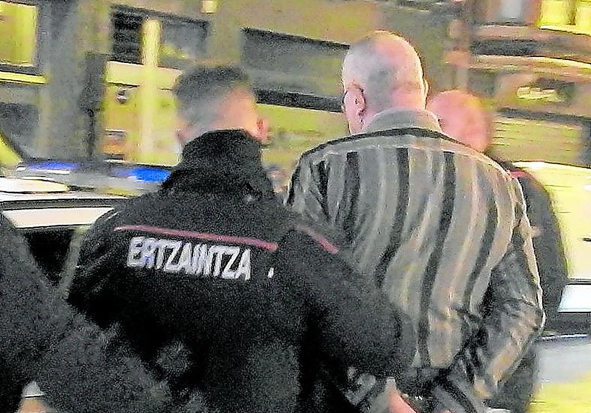 Piden prisión permanente para un hombre por asesinar y maltr