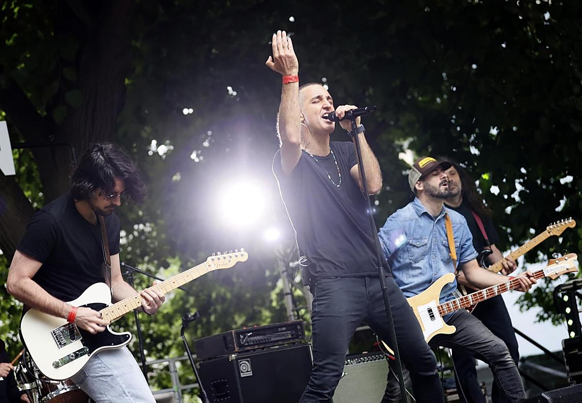 No Quiero firma el mejor concierto de Hirian ante un público a distancia por 'culpa' de su cantante