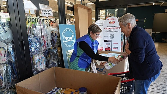 La recogida de alimentos espera alcanzar los 20.000 kilos