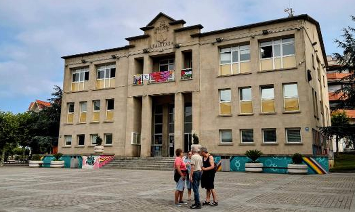 La Policía Nacional detiene a un agente interino de Sopela p