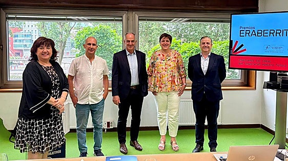 Cinco proyectos vascos y un impulsor de la educación STEM, reconocidos en los premios Eraberritu