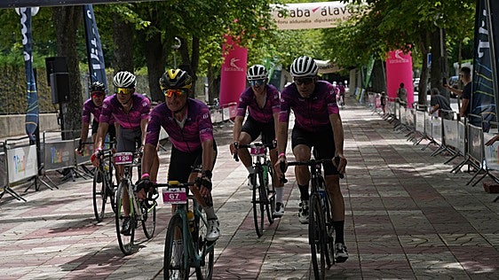 'Perico' Delgado comanda la Gran Fondo de Vitoria