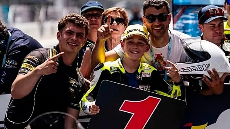 Marcos Vinagre brilla en Estoril y se acerca al liderato