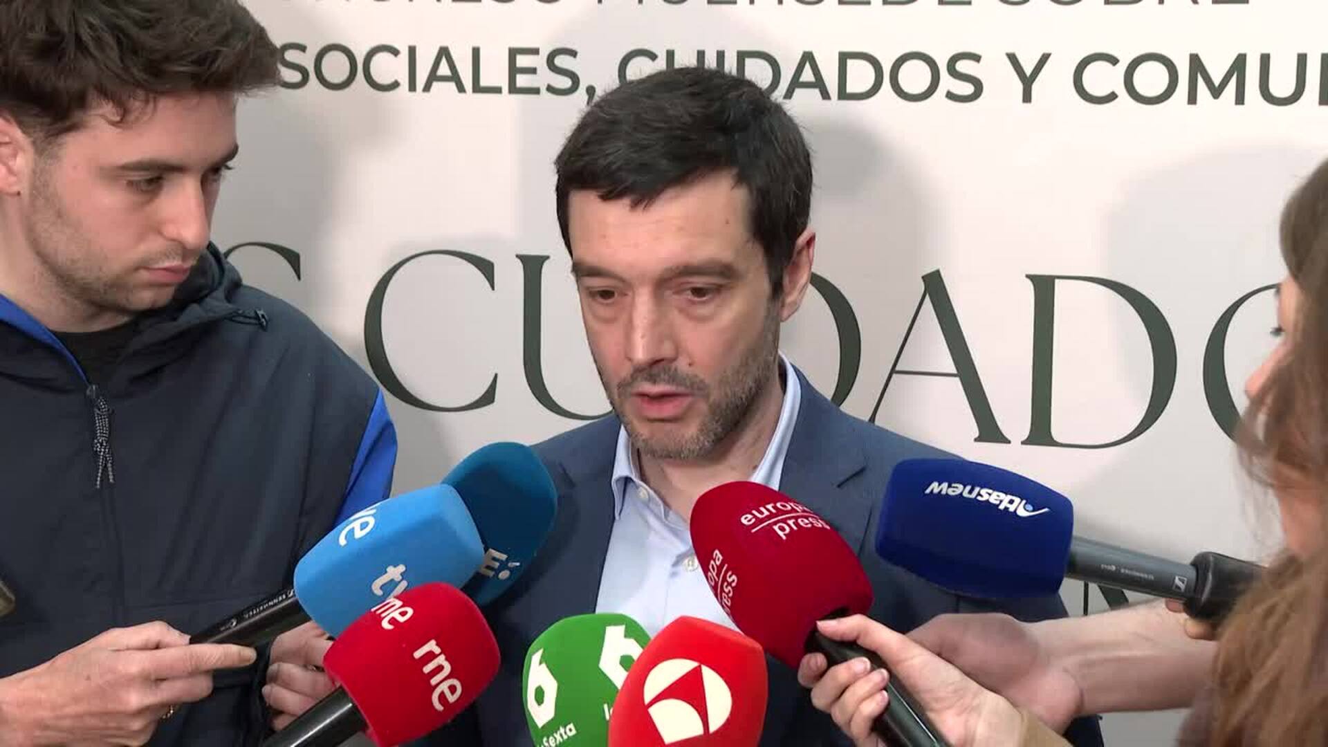 Bustinduy anuncia que el Gobierno prohibirá vender bebidas energéticas a menores de 16 años