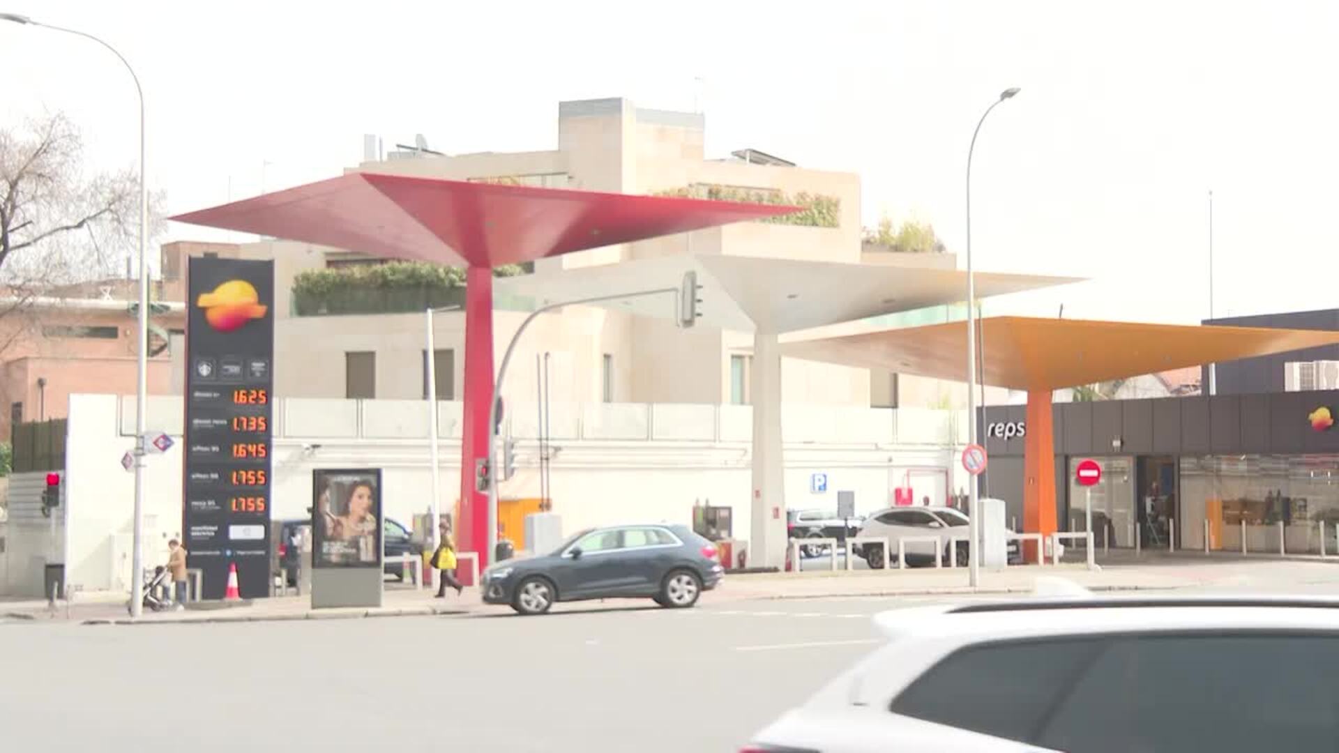 Repsol cae casi un 4% tras anunciar que invertirá un máximo de 10.000 millones hasta 2028