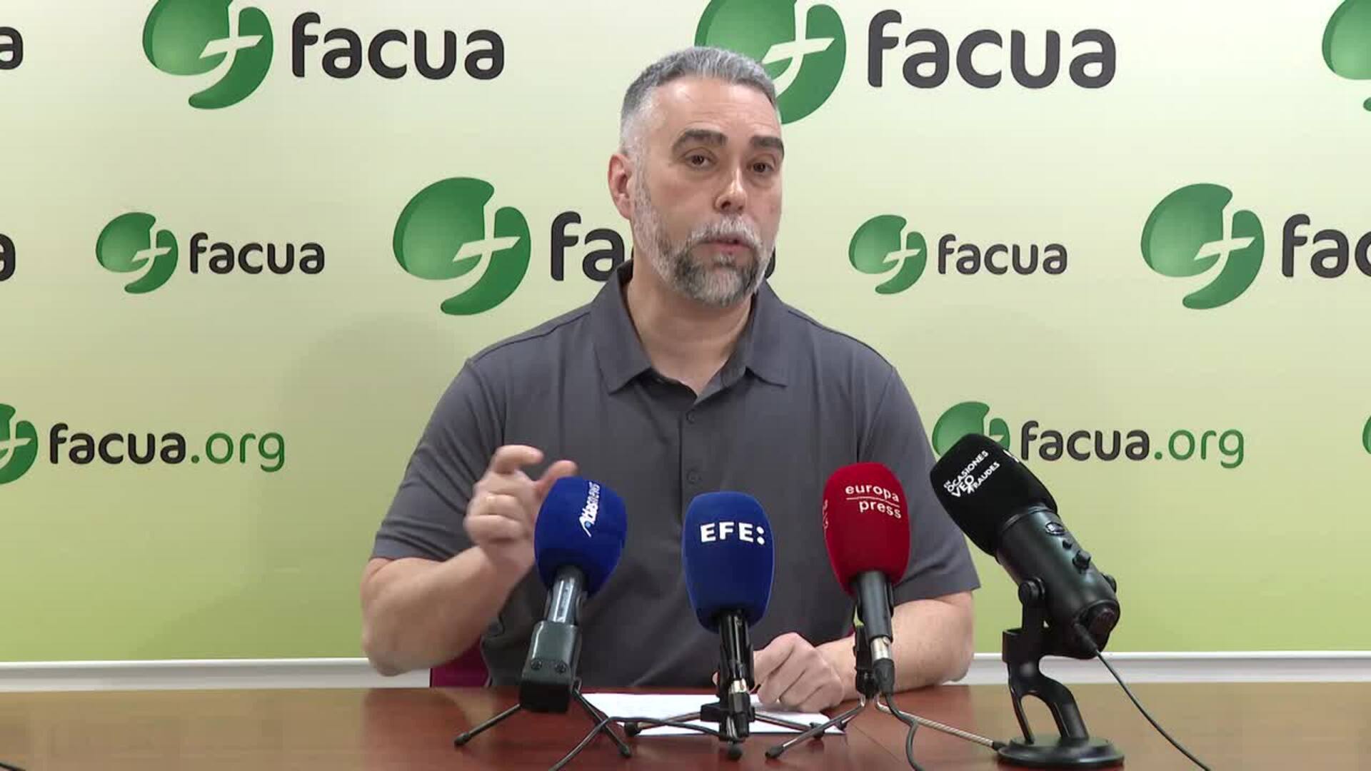 Facua critica que una de cada cuatro gasolineras encareció precios pese al IVA