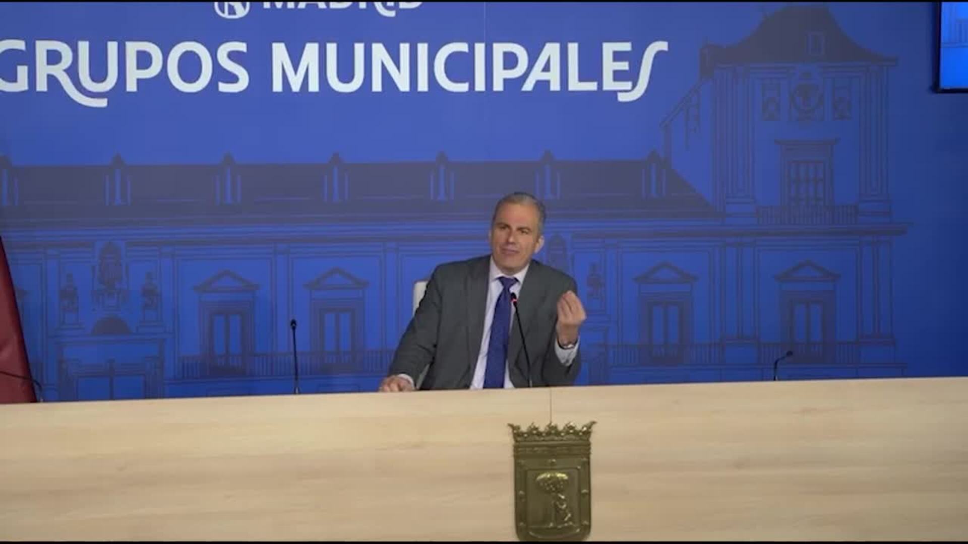 Ortega insiste en seguir como portavoz de Vox en Madrid hasta 2027