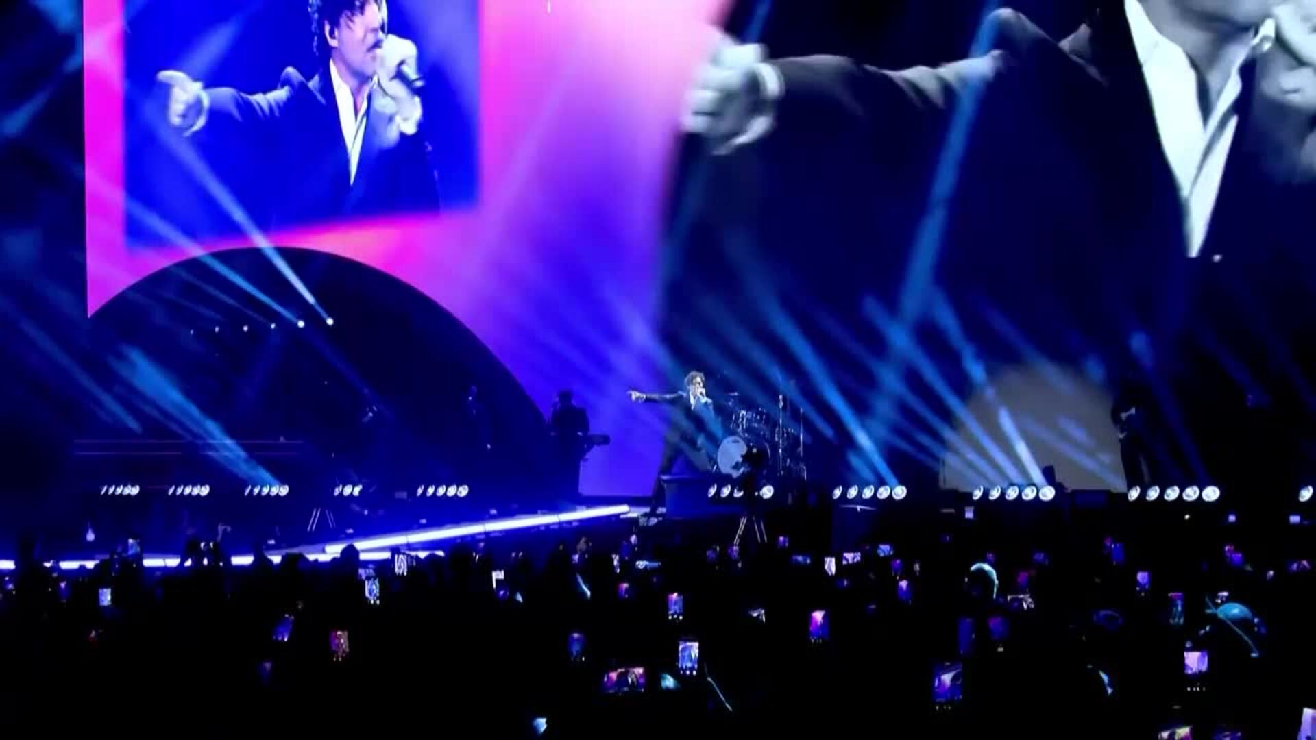 David Bisbal pone el broche de oro a la 'Noche de Cadena 100'
