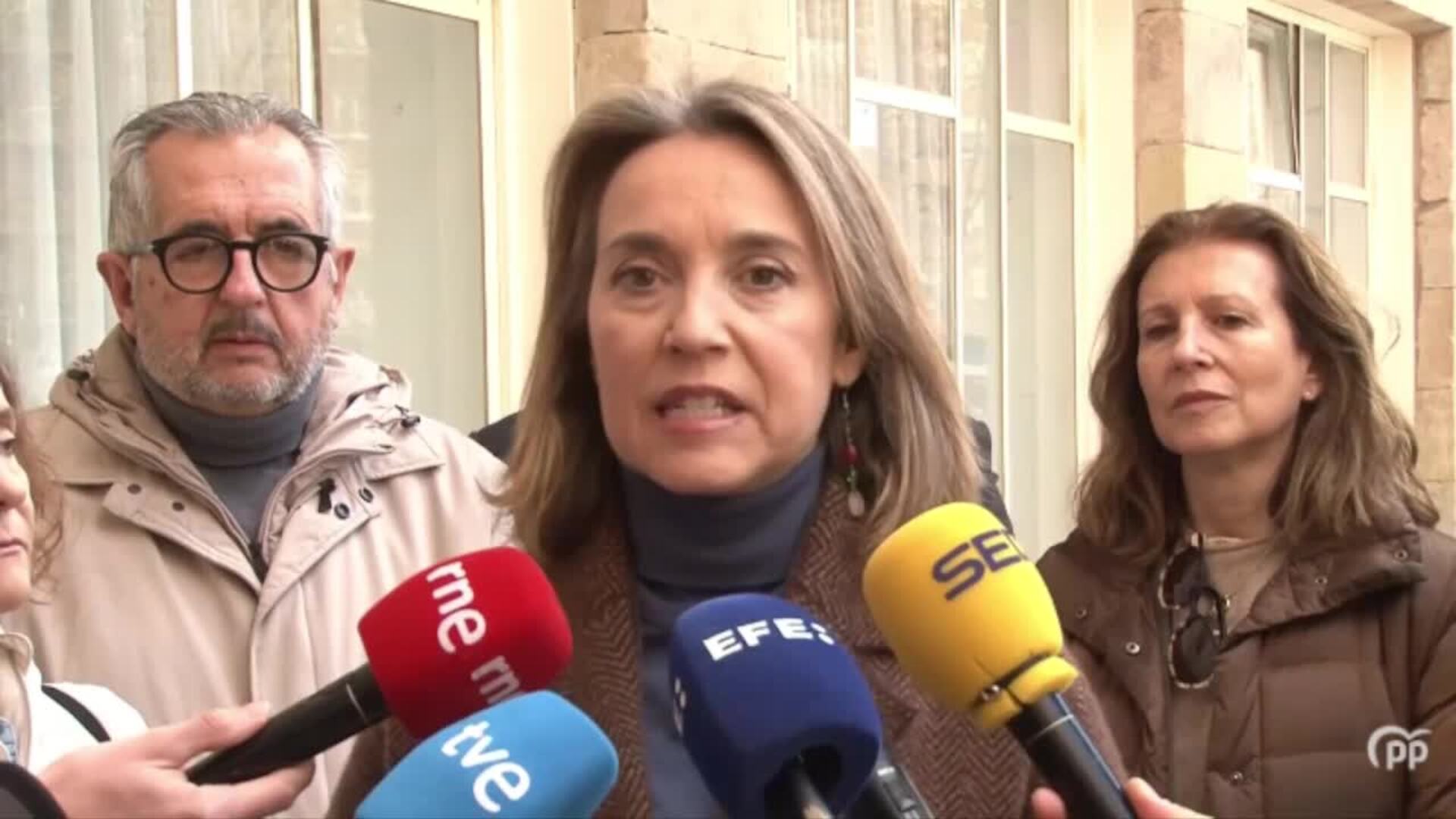 El PP exige que se deflacte el IRPF ante unas medidas "claramente insuficientes"