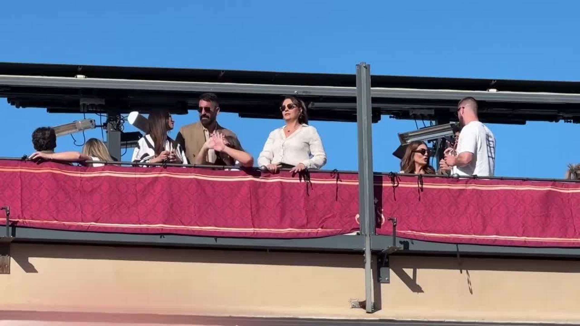 Kiko Rivera, pura ternura con la hija de Anabel Pantoja ante la orgullosa mirada de Lola