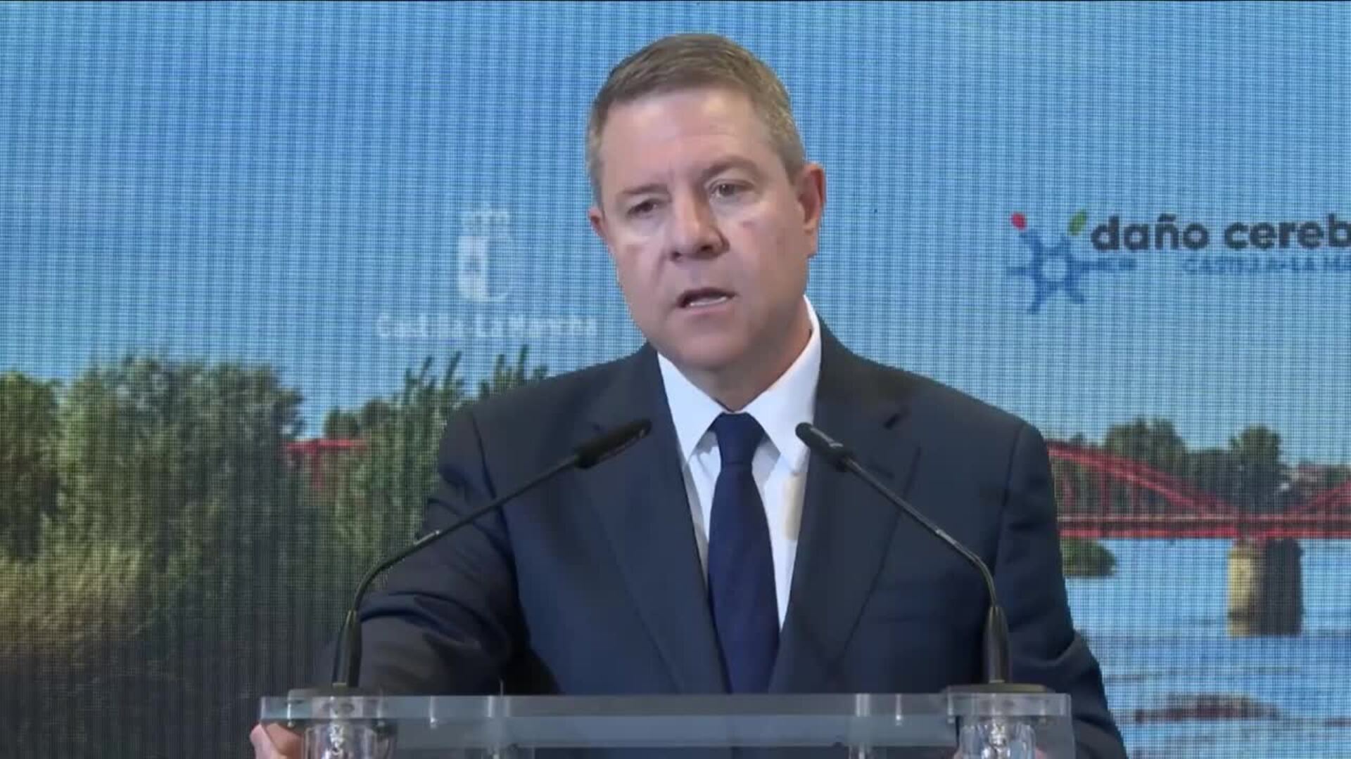 Page ve "duro" denunciar a un Gobierno del mismo partido
