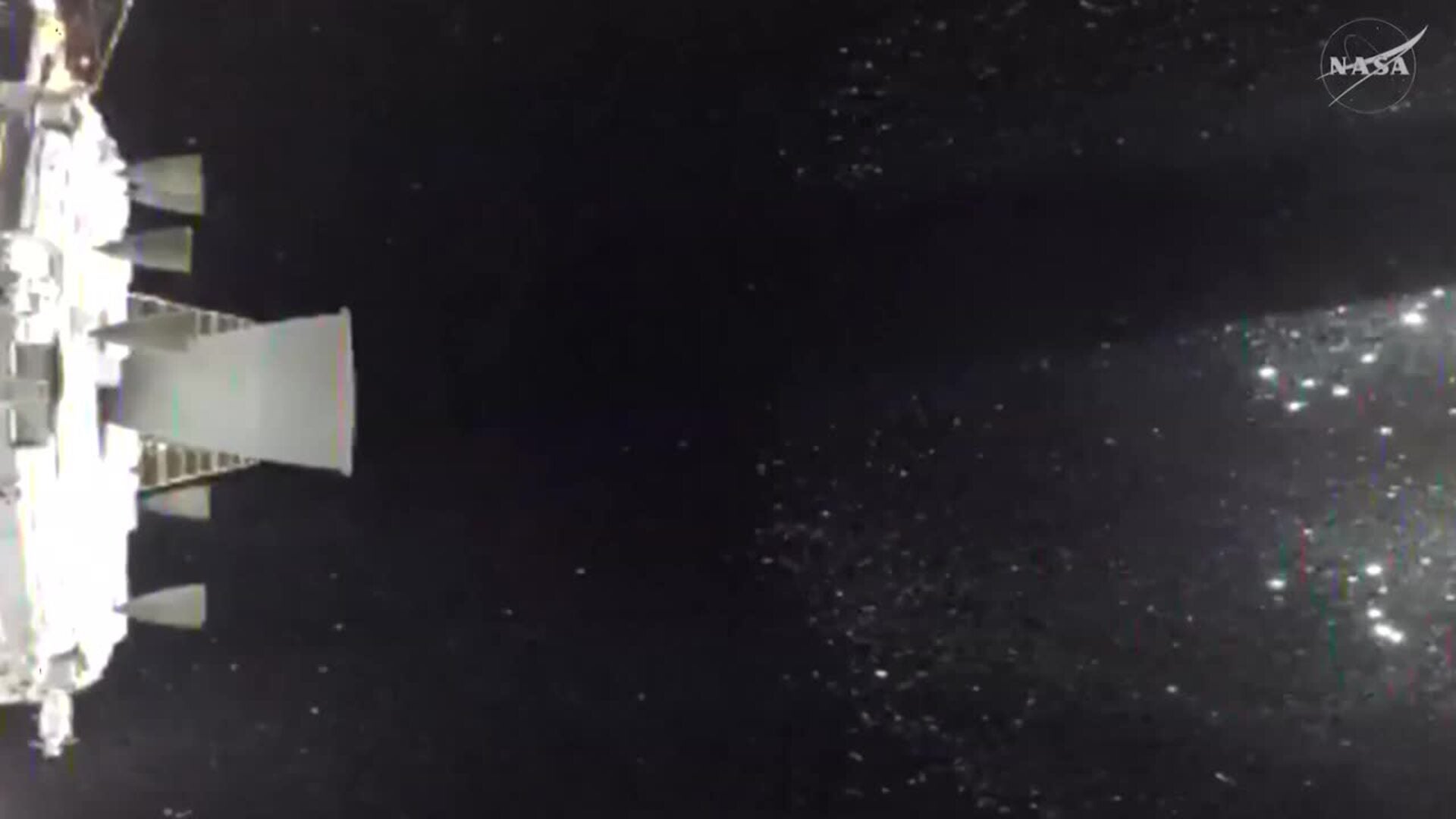 La misión Artemis II abandona la órbita terrestre y se dirige a la Luna