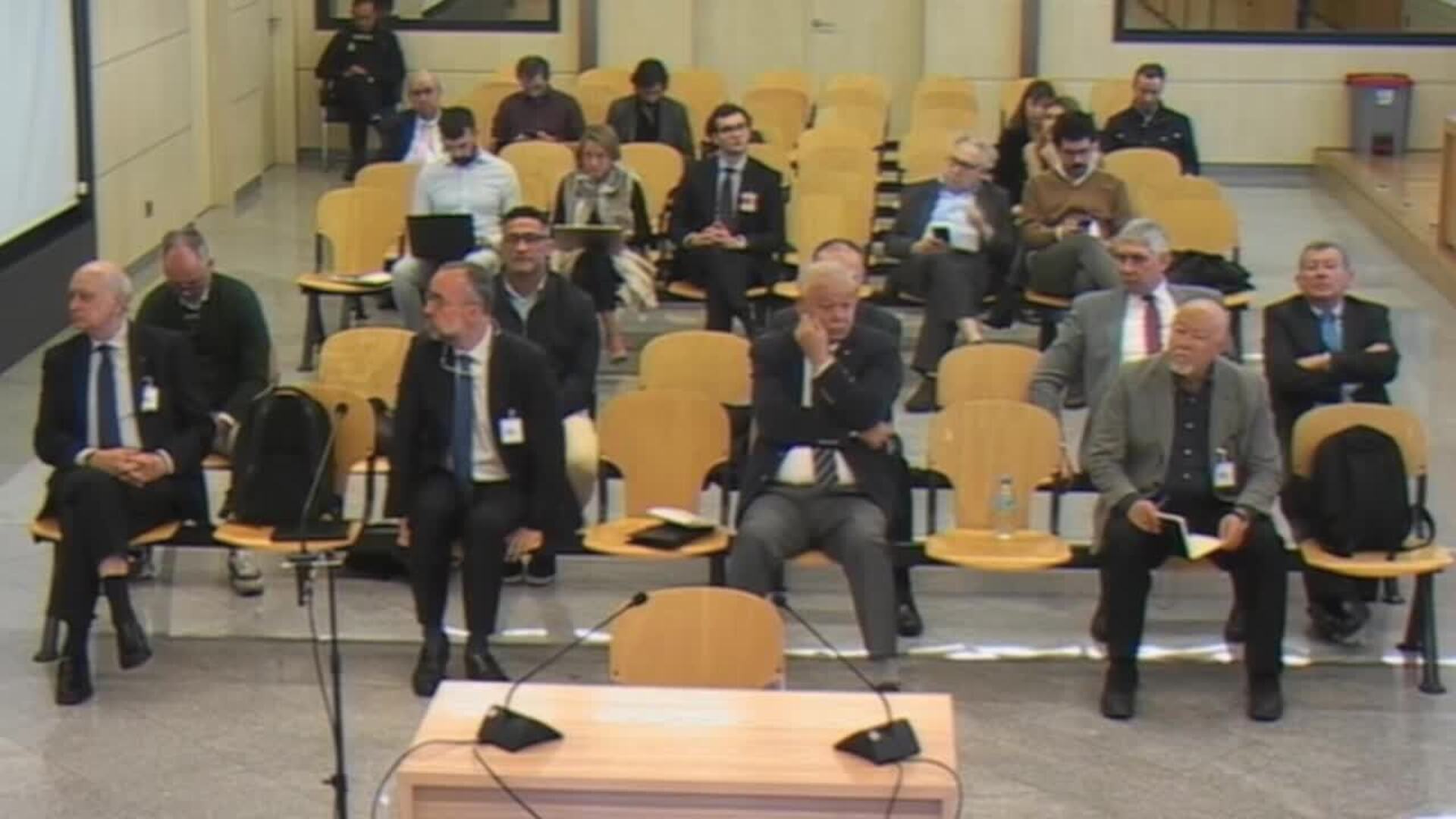 Los acusados de 'Kitchen' piden anular el juicio y el PSOE, suspenderlo para imputar a Cospedal