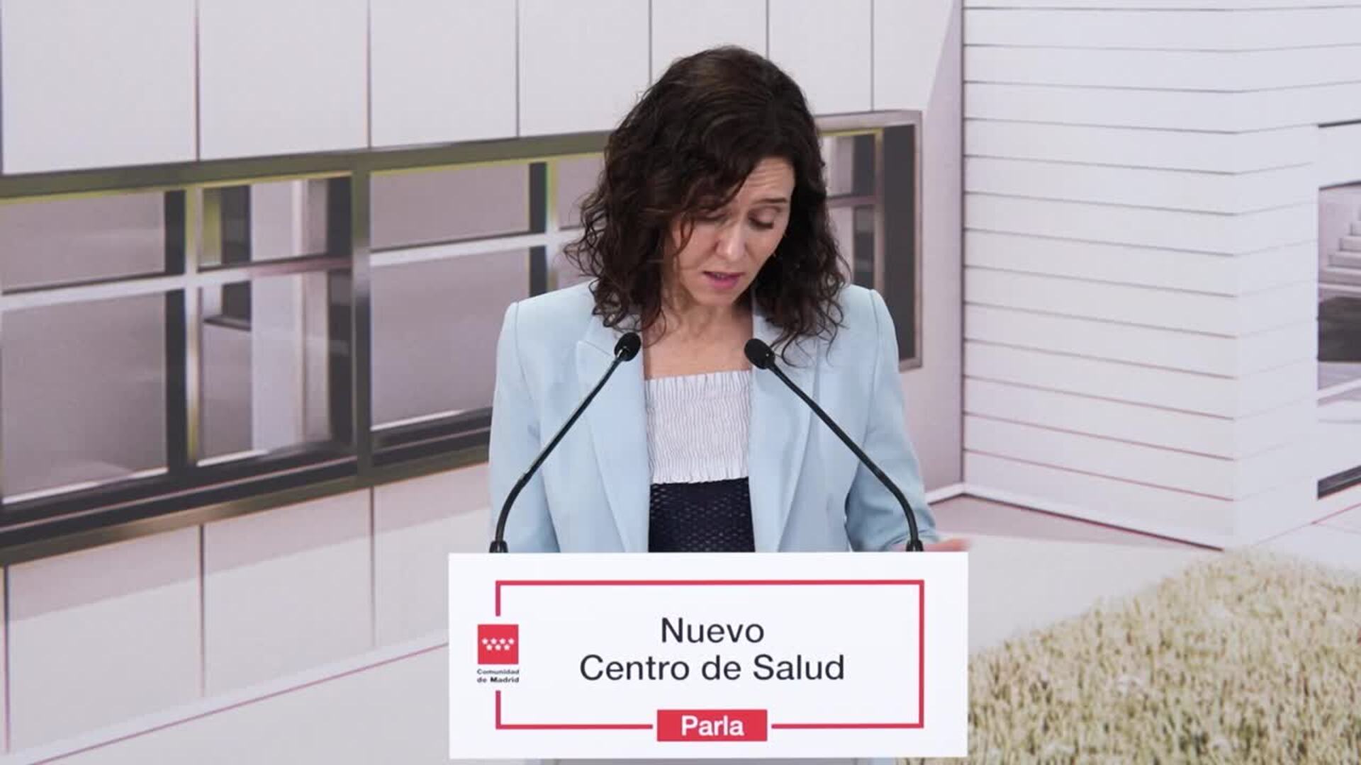 Ayuso insiste en que querer trasladar el 'Guernica' es "cateto"