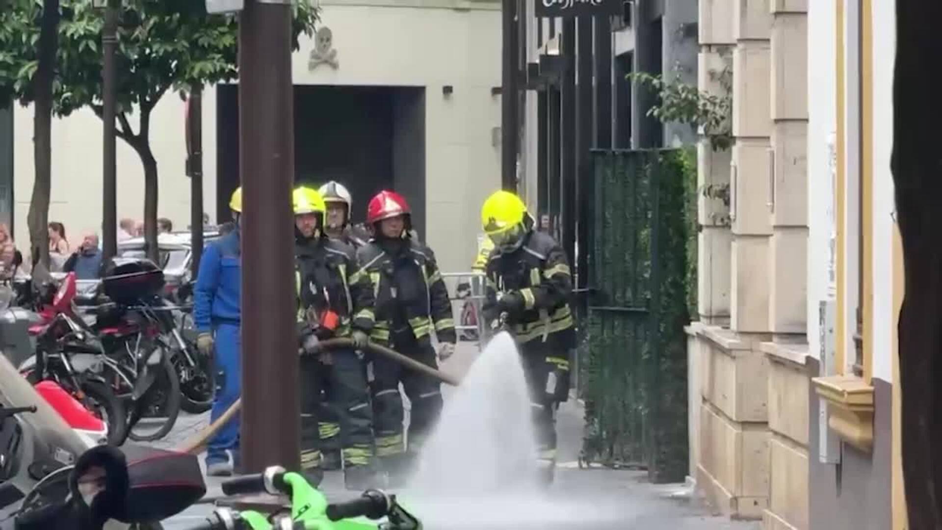 Bomberos intervienen en un incendio de origen eléctrico en la calle Rioja