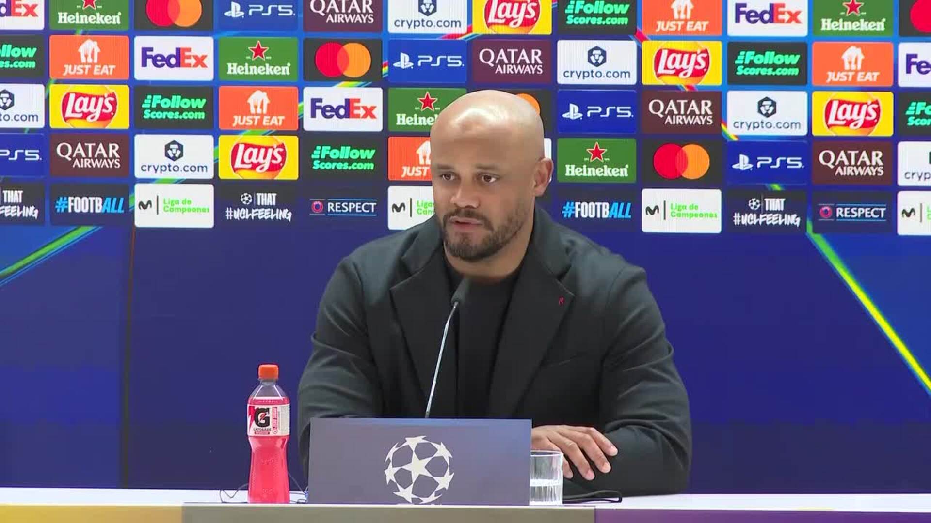 Kompany: "Es el partido más complicado que puedes jugar fuera de casa en esta competición"