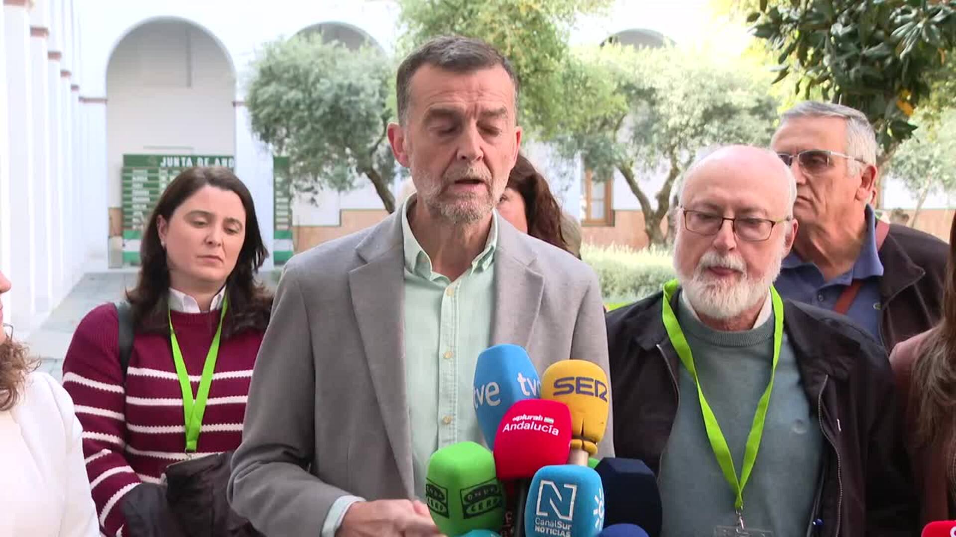Maíllo critica el "silencio vergonzante" de Moreno ante el "abismo" de Trump
