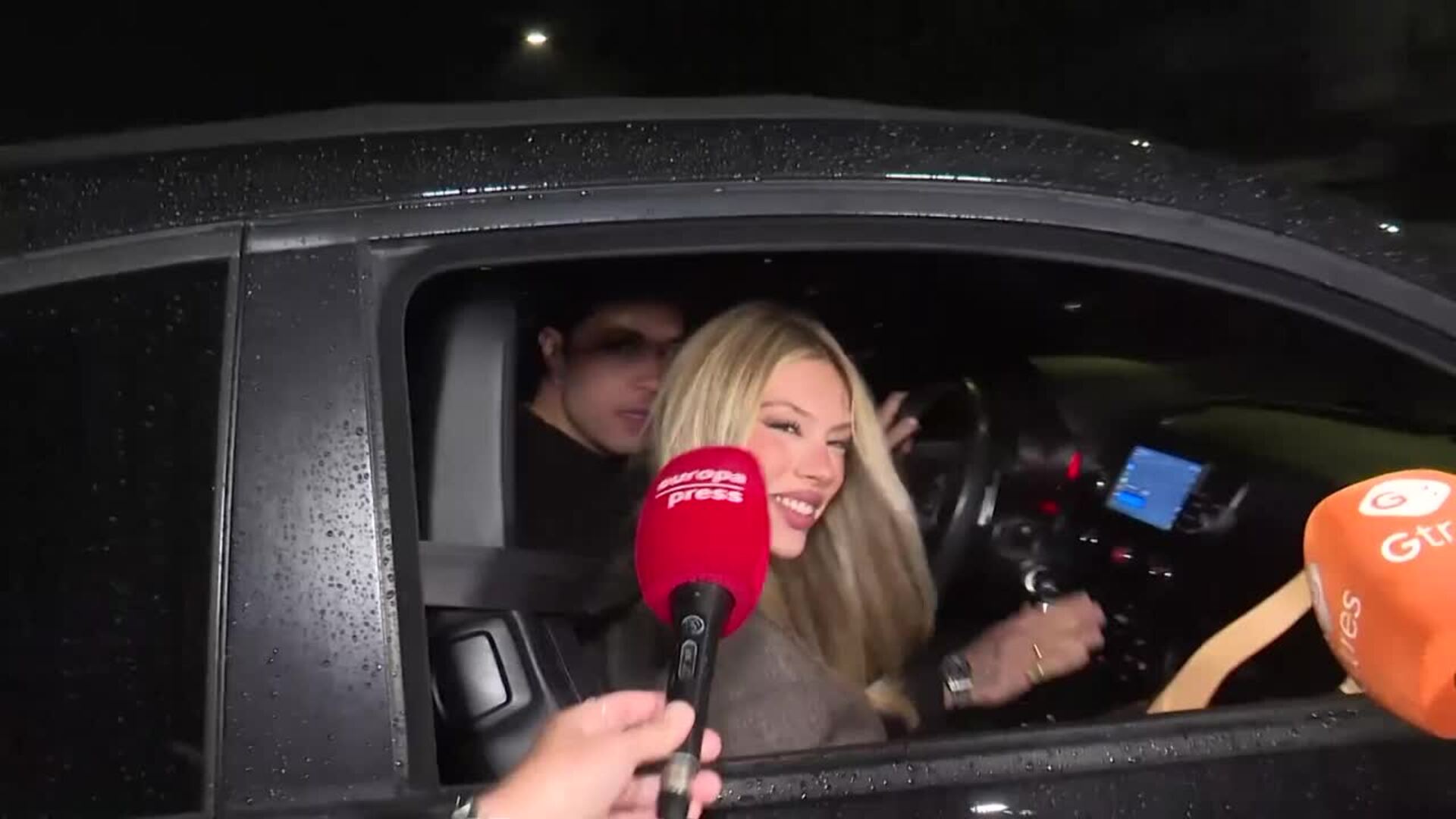 Alejandra Rubio responde a las críticas con ironía y un emotivo recuerdo de su abuela