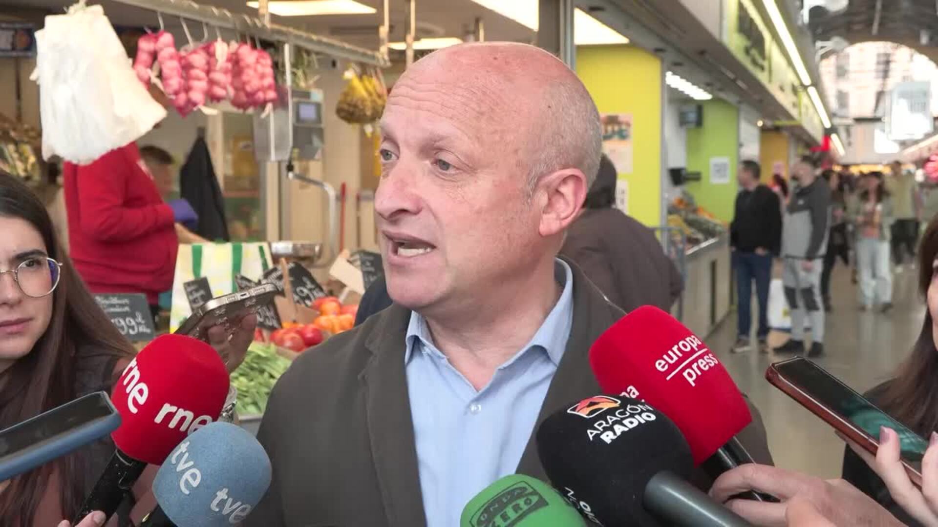 El cerramiento del claristorio del Mercado Central concluirá en abril