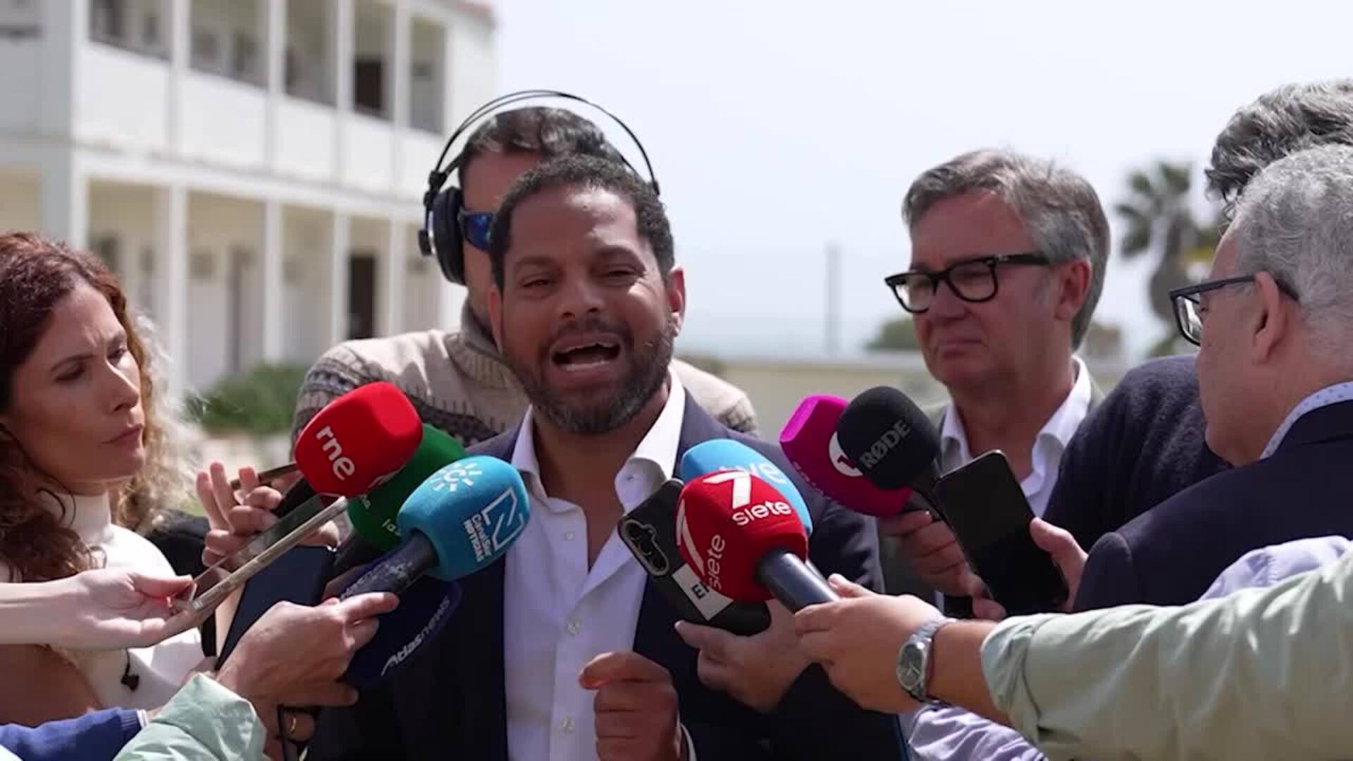 Vox incide en que en accidente de Adamuz hubo "negligencias"