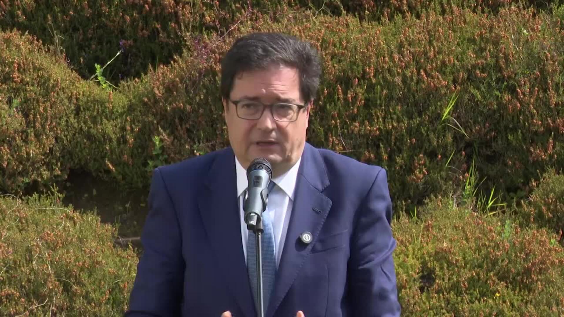 López augura que Ayuso "una vez más perderá" al recurrir el decreto de universalidad sanitaria