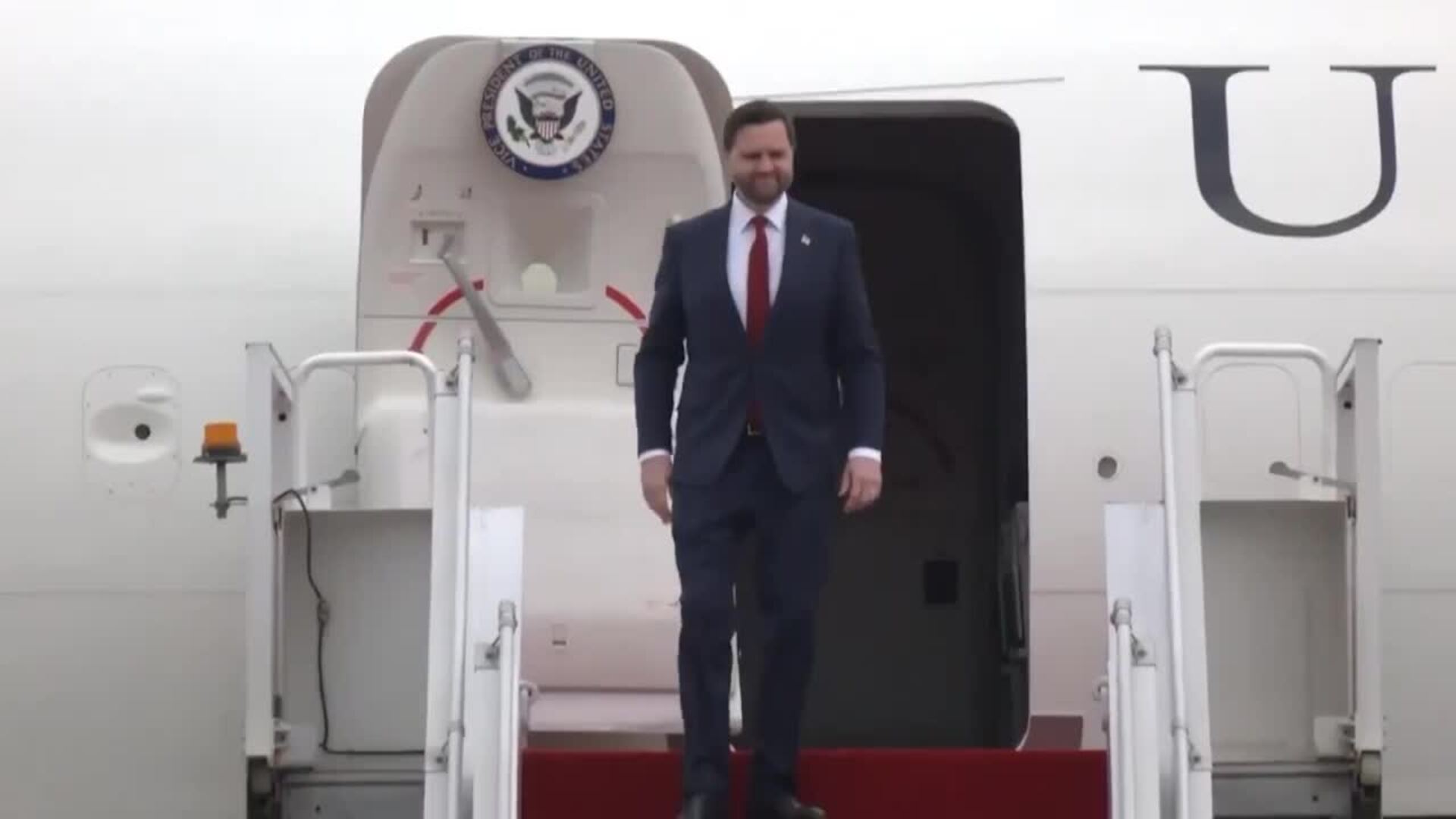 EEUU e Irán se citan en Pakistán entre líneas rojas y dudas sobre el alcance del alto el fuego
