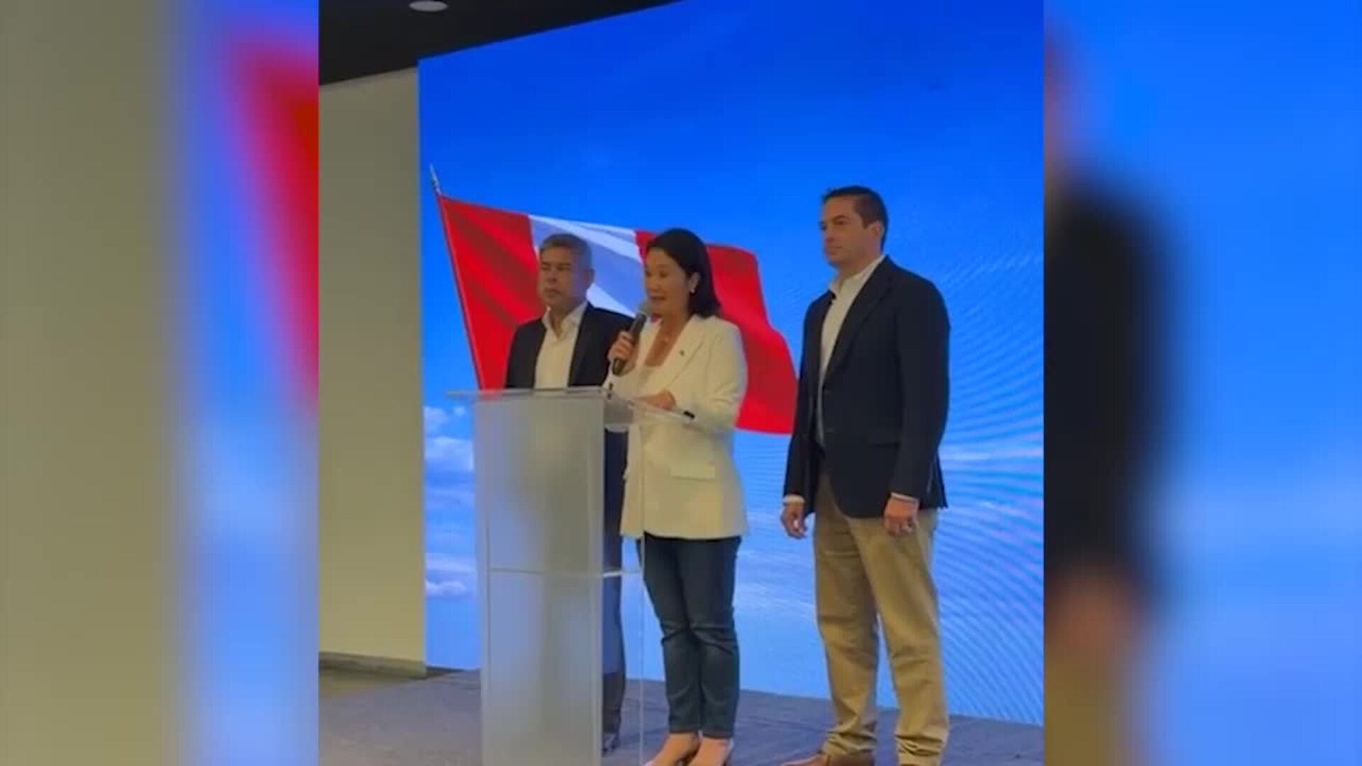 Perú amplía votación en sus elecciones generales hasta este lunes para las mesas no instaladas