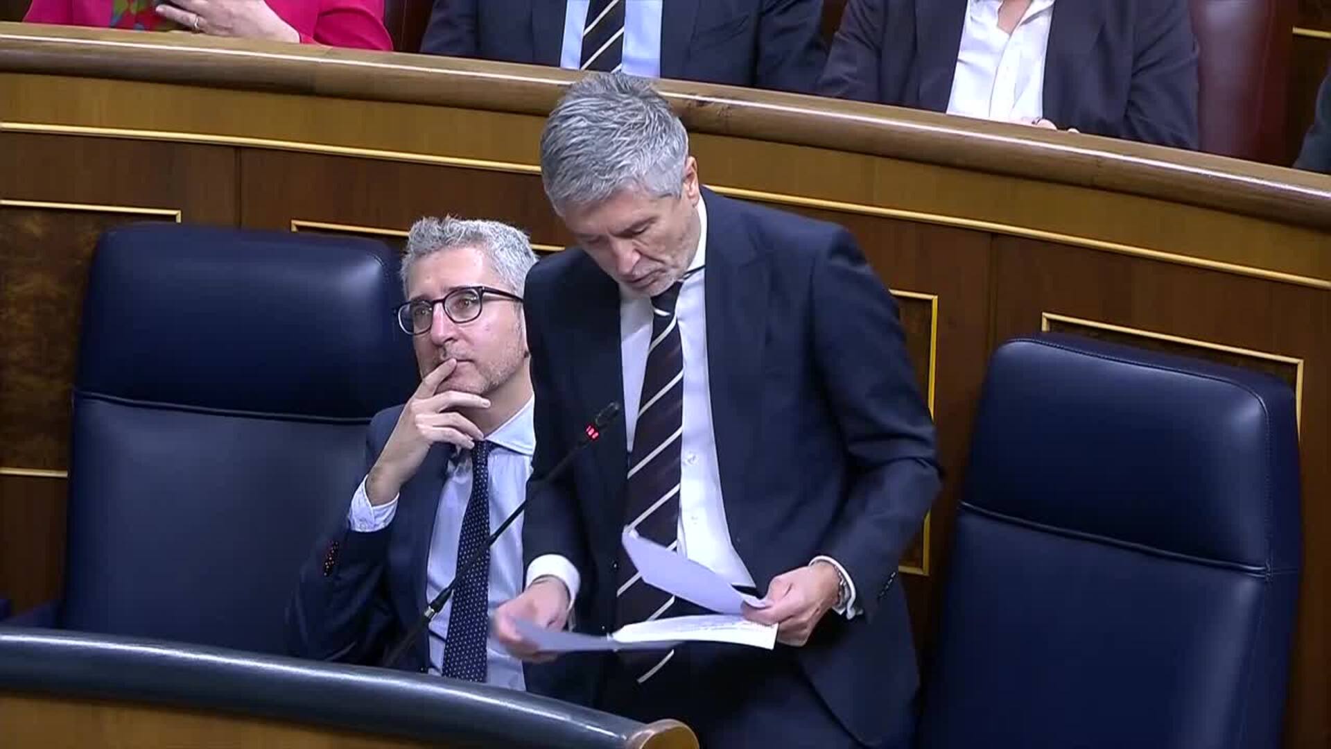 Marlaska impulsará medidas para combatir el uso de armas blancas en espacios públicos