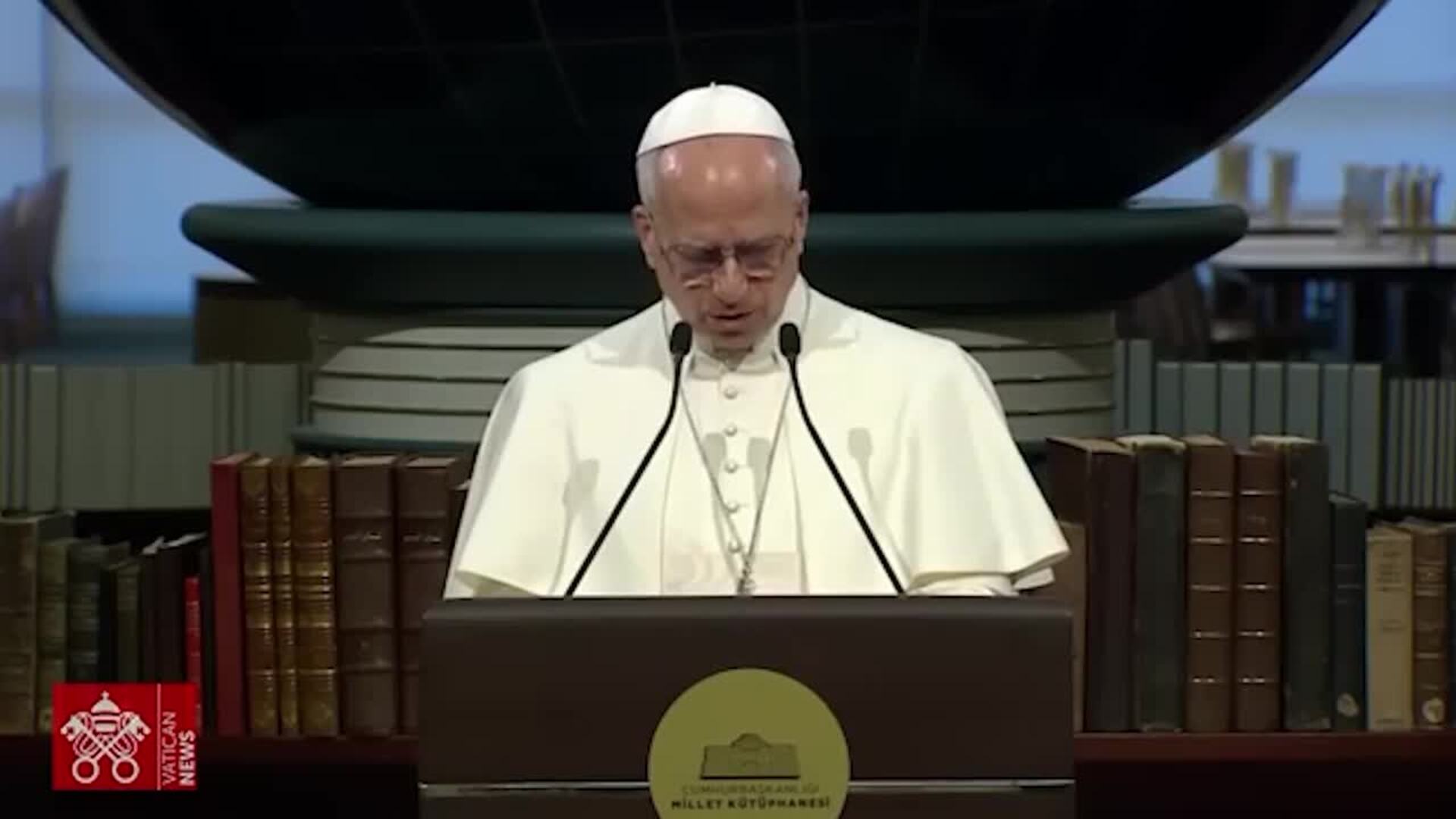 Trump critica de nuevo al Papa León XIV y le cuestiona por los manifestantes muertos en Irán