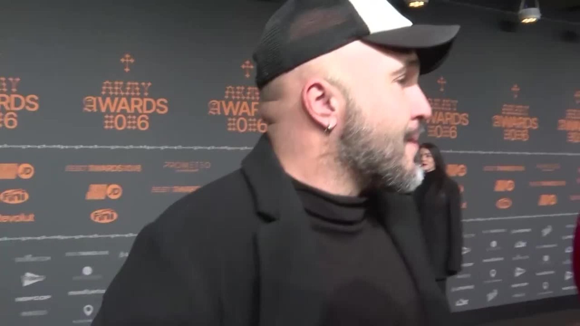 Alma Cortés: "Mi hermano lleva desde los 18 años viviendo de su música"