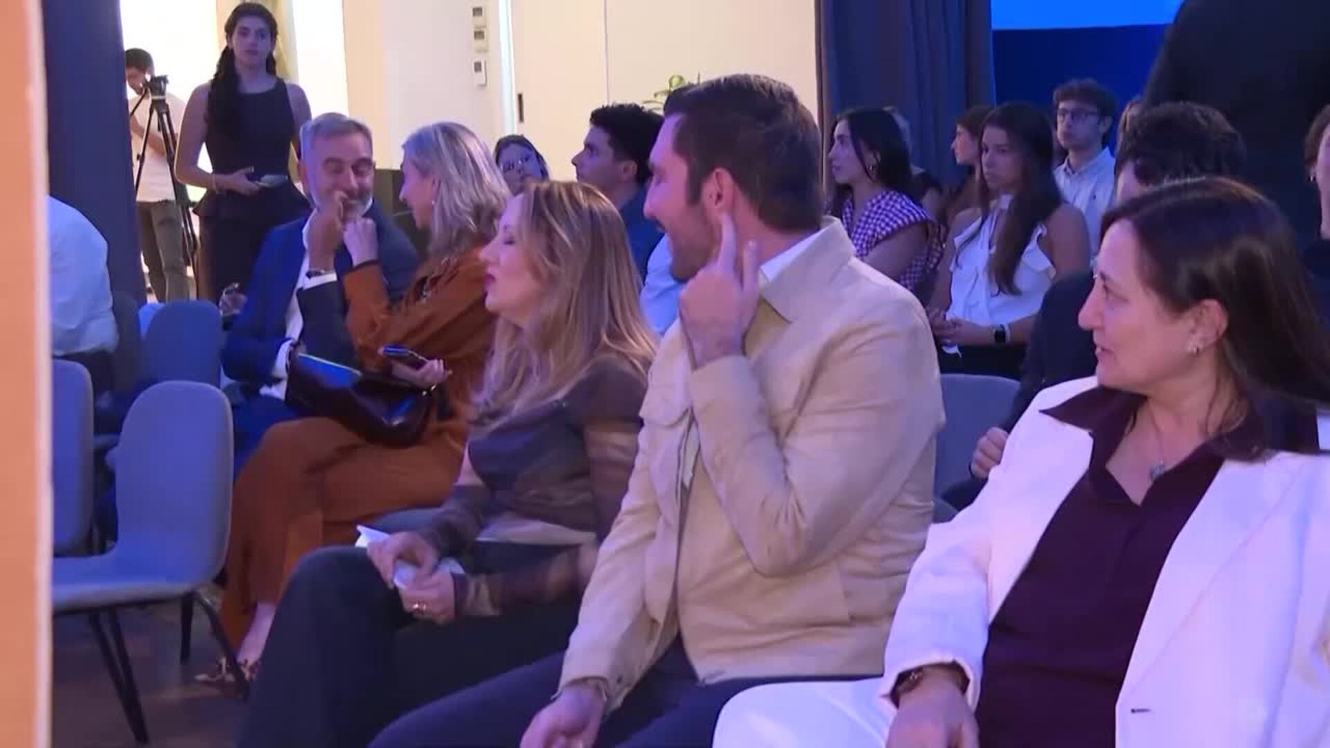 Tenerife reconecta a sus jóvenes en Madrid con proyectos para que puedan volver a la isla