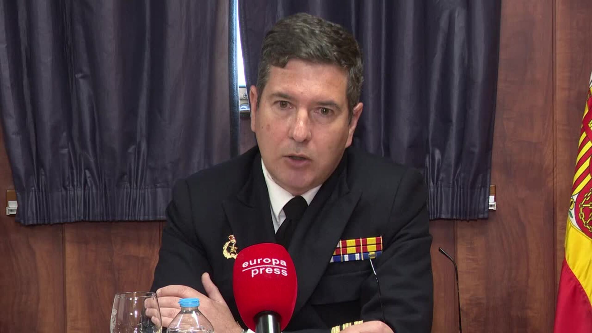 La Armada se despliega en Burela (Lugo) para un simulacro de hundimiento de un pesquero