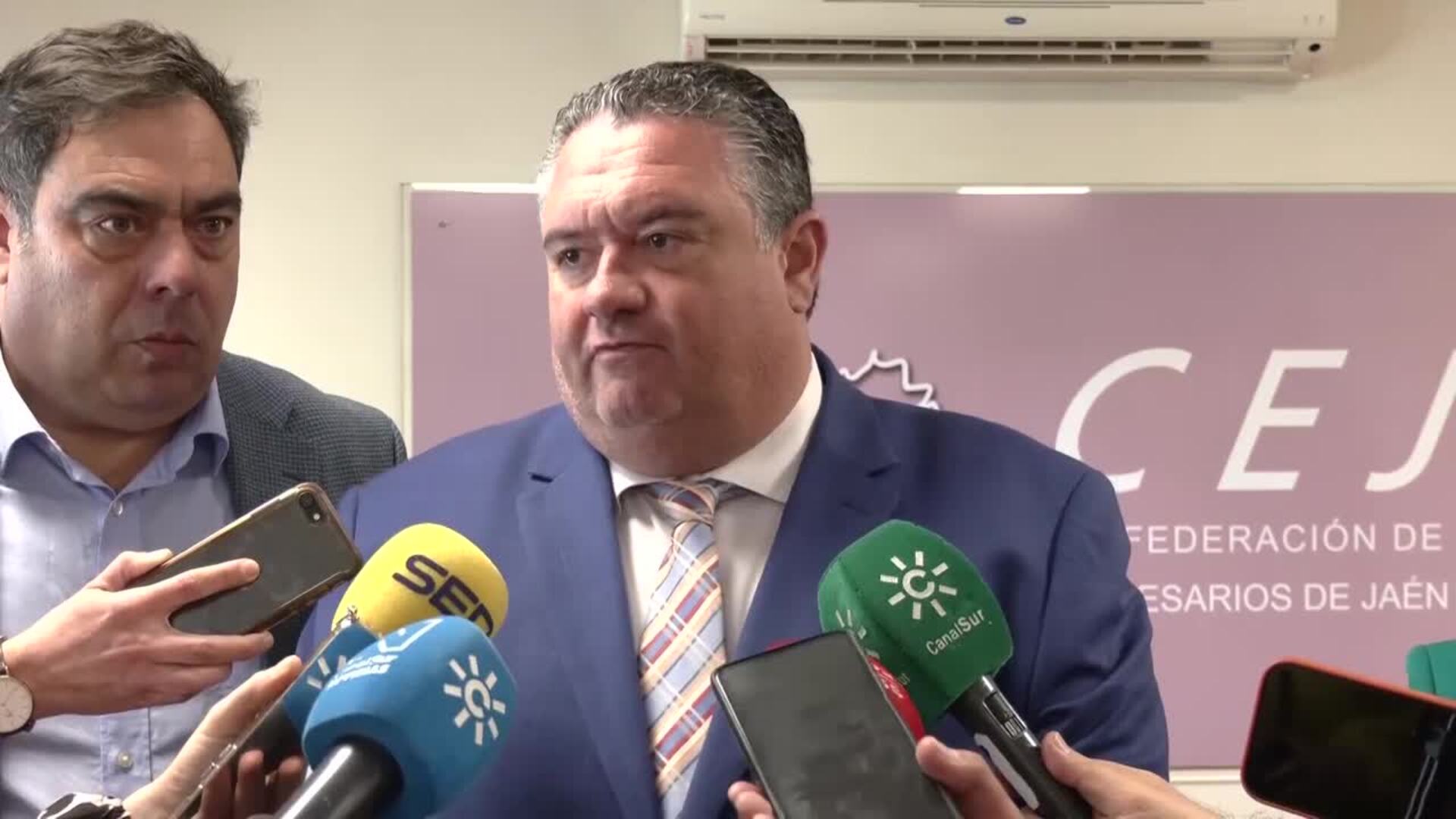 La consejera de Sostenibilidad se reúne con la CEJ para evaluar el tejido empresarial de Jaén
