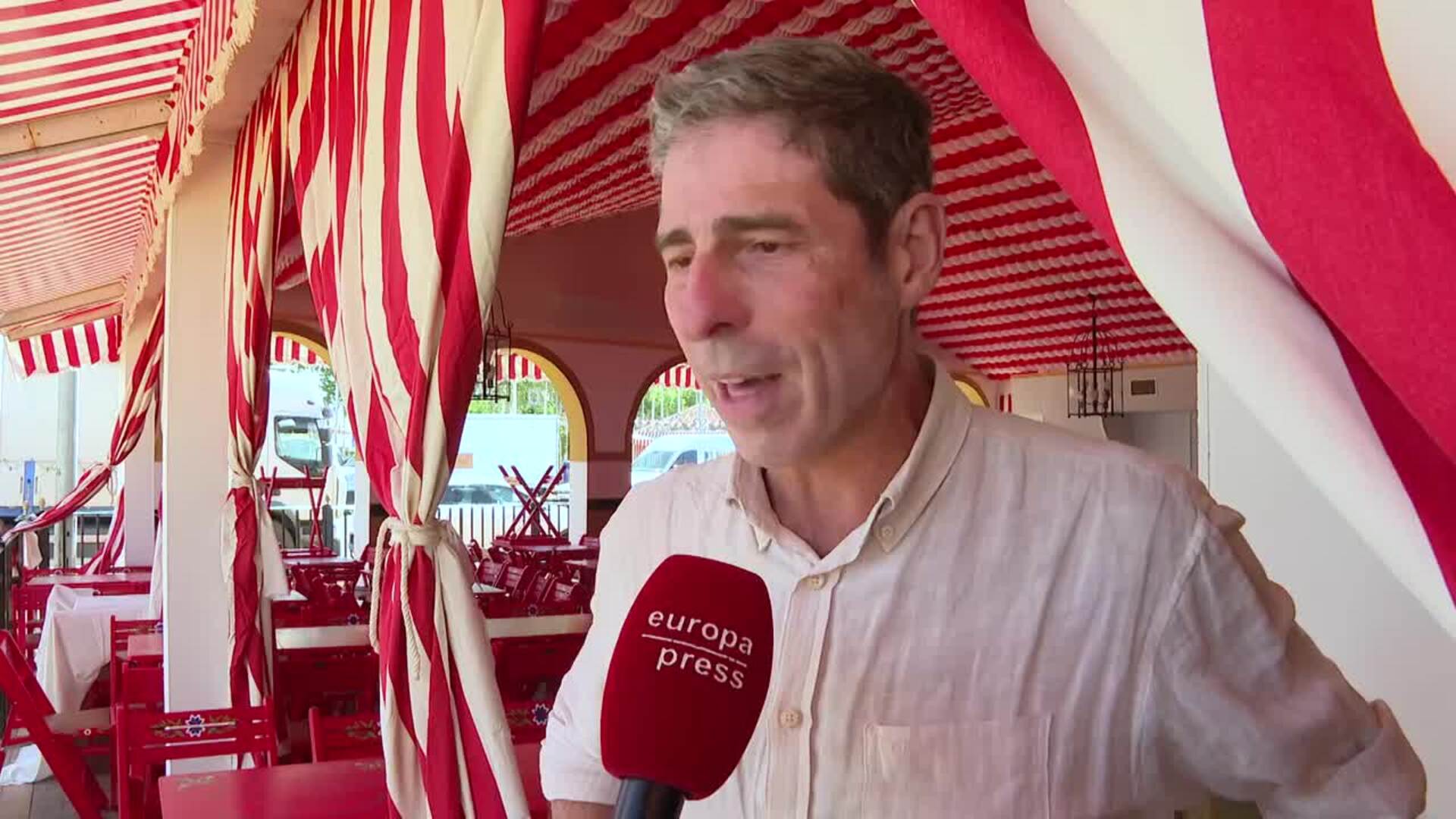 La Feria de Abril de Sevilla ultima detalles para la noche del ‘pescaíto’ y el alumbrado