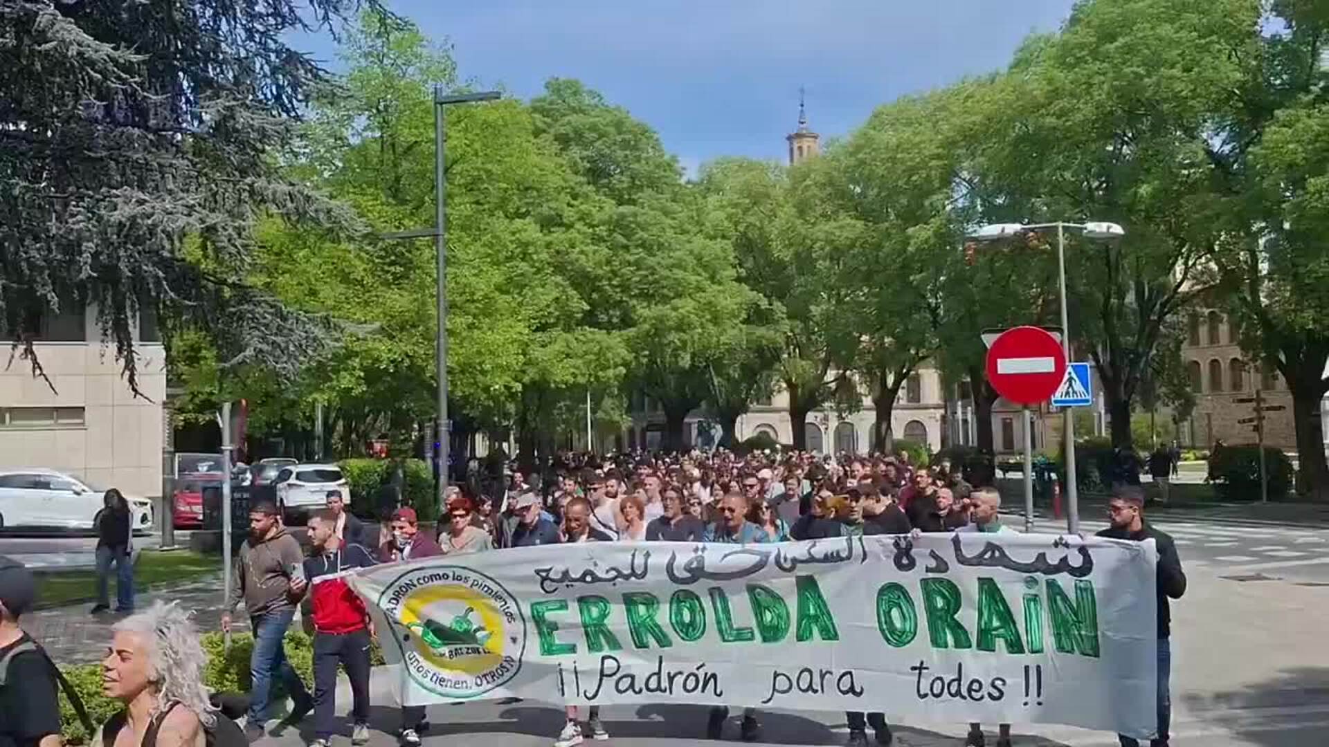 Una manifestación en Pamplona protesta por el desalojo del antiguo convento de Aranzadi