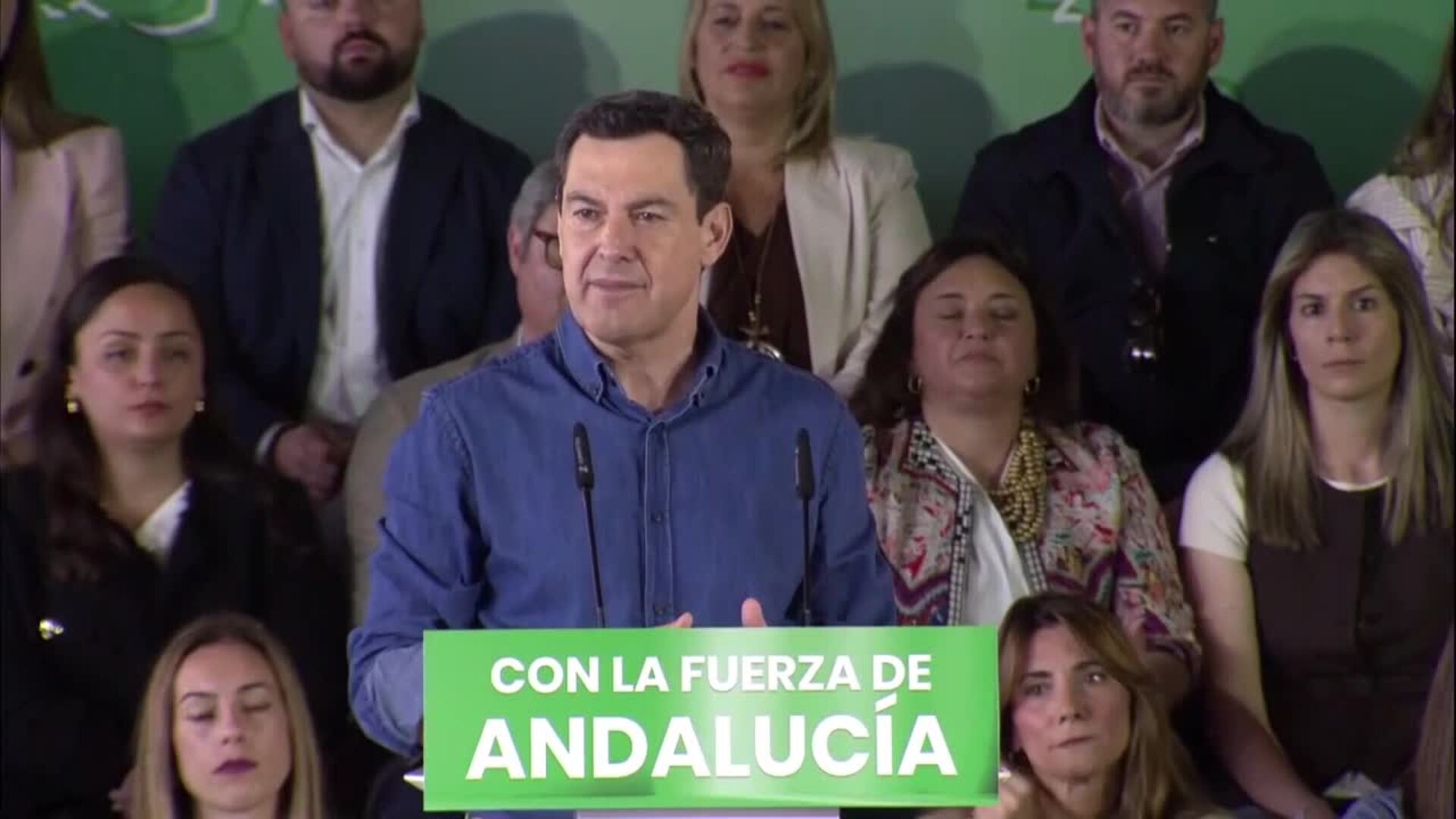 Moreno pide una "matrícula de honor" para el PP-A para no "estar bloqueados" como Extremadura